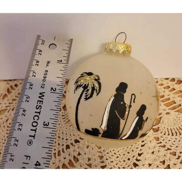 Bronner's Hungary Nativity Scene Glass Bulb Ornament Glitter Sparkle Round Bulb - Picture 8 of 8